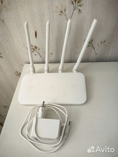 Wi-Fi роутер Xiaomi Mi Wi-Fi Router 4A