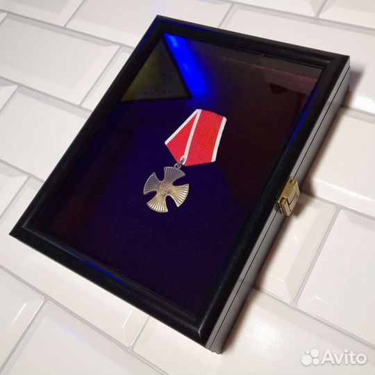 Рамка витрина 15х20 для медалей, значков