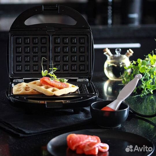 Вафельница Polaris PST 0105