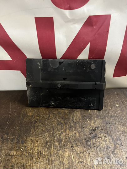 Рено каптюр площадка акб