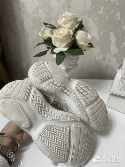 Кроссовки детские