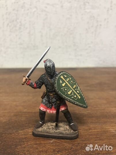 Оловянные солдатики, в коллекционной раскраске