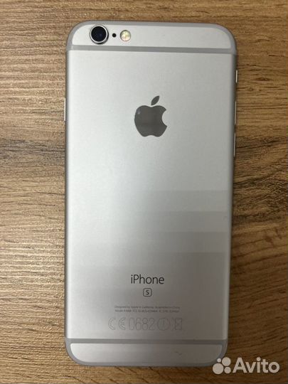 iPhone 6S, 64 ГБ