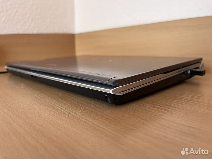 Ноутбук Sony vaio VGN-sr4vr