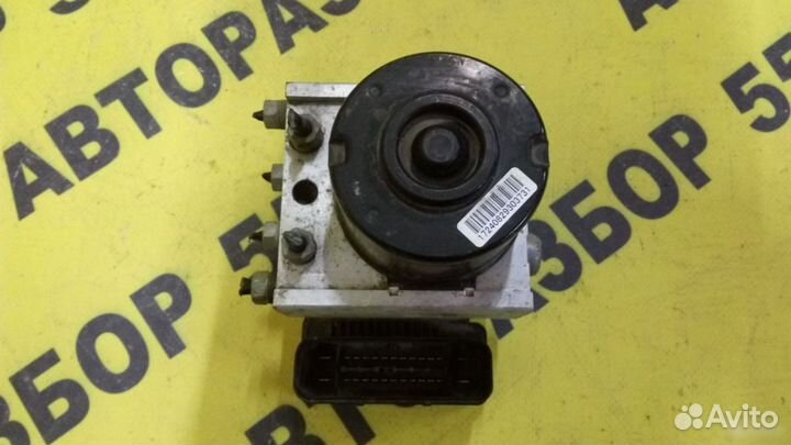 Ford Focus-3 (седан) блок ABS (насос)