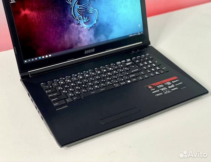 Игровой MSI 17