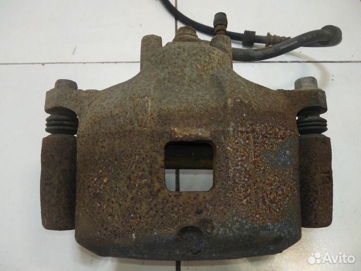 Суппорт передний левый Mitsubishi Outlander GF 201