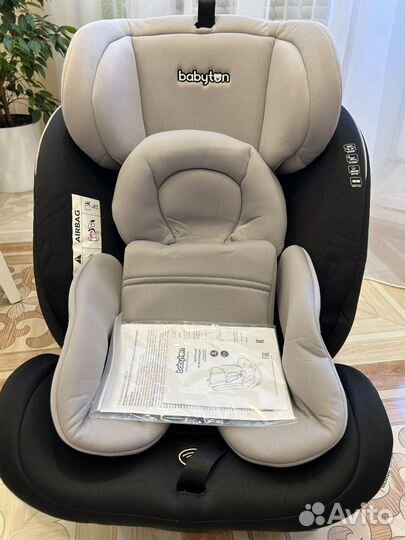 Автомобильное кресло