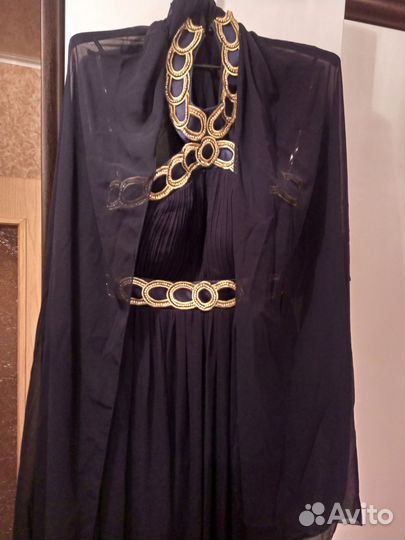 Вечернее платье в пол 46 размер