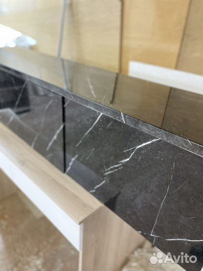 Тумба под тв подвесная