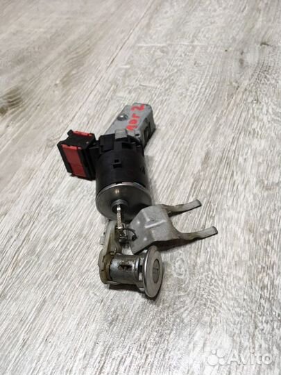 Замок зажигания с личинкой Renault Logan 2 K7M