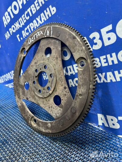 Маховик Opel Astra H купе Z18XER 2007