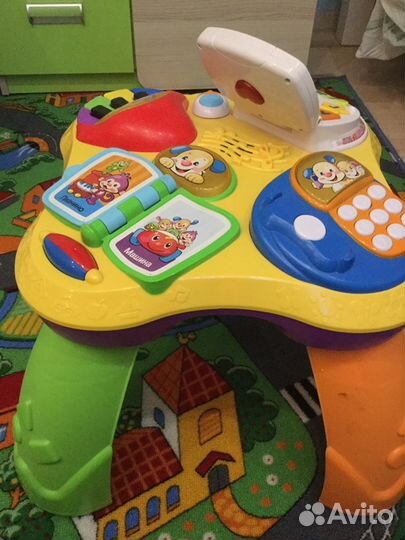 Стол развивающий Fisher-Price