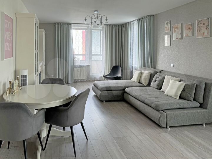 3-к. квартира, 90 м², 23/24 эт.