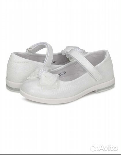 Туфли для девочки новые