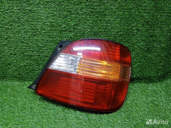 Стоп-сигнал правый Lexus Gs300 JZS160
