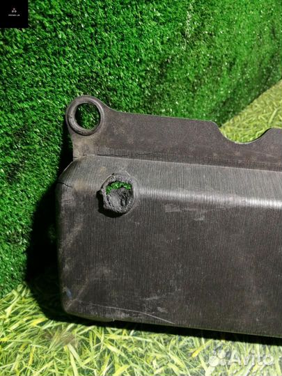 Молдинг переднего бампера правый Renault T-Series