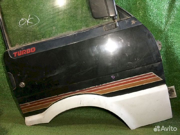 Дверь правая Mazda Bongo SSE8R SSF8W Черная царапи