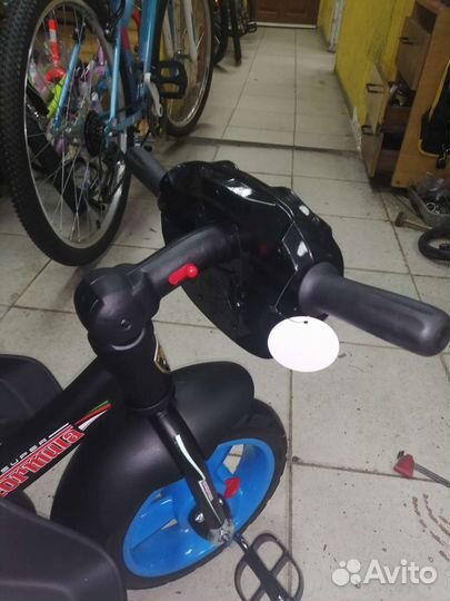 Трехколесный велосипед Super Formula