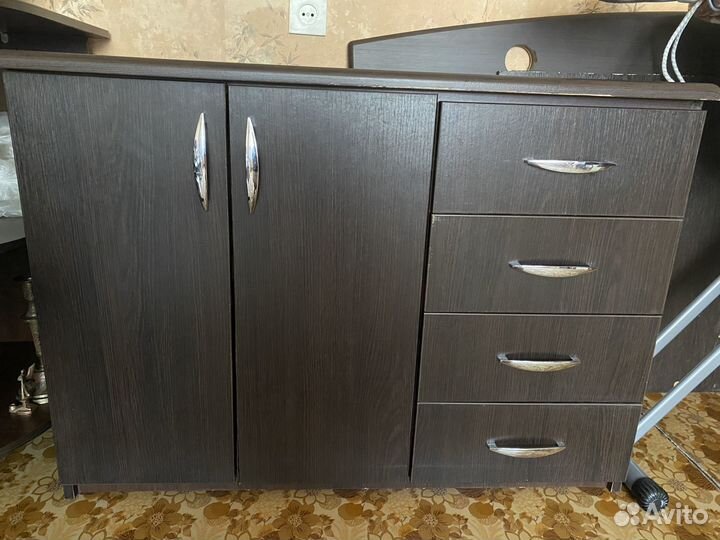 Комплект офисной мебели