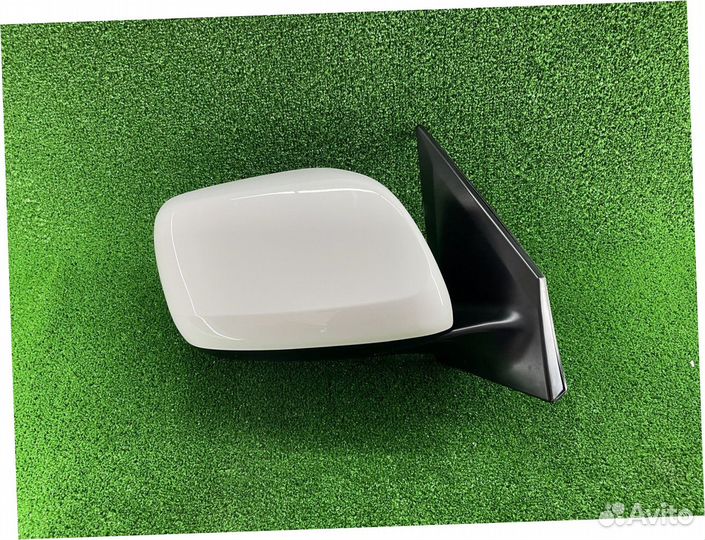Зеркало правое Toyota Land Cruiser 200 5к