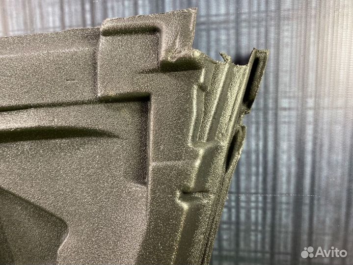 Шумоизоляция передняя правая Audi Allroad C5 ARE