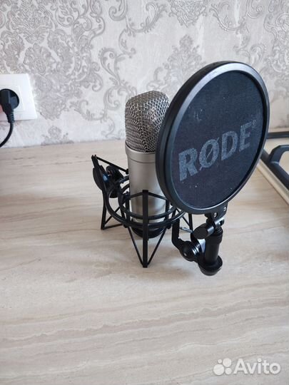 Студийный микрофон rode nt1 а