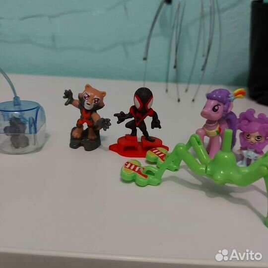 Киндер Сюрприз игрушки цена за все