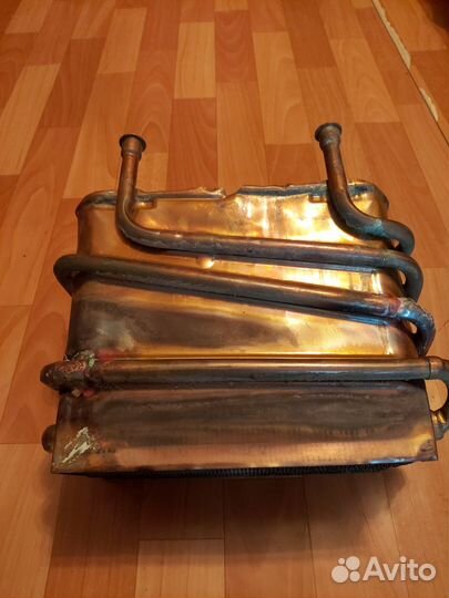 Радиатор (теплообменник) для газовой колонки