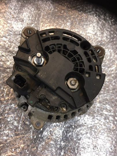 Nissan almera g15 Генератор