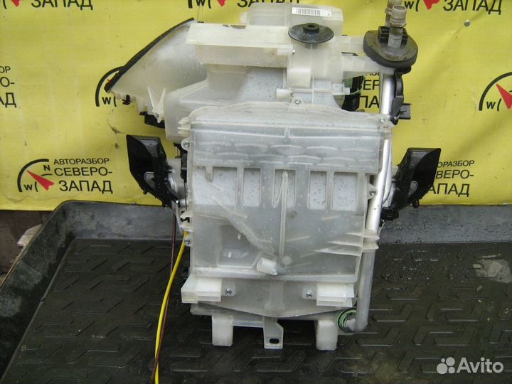 Citroen C-4 Корпус печки 2013