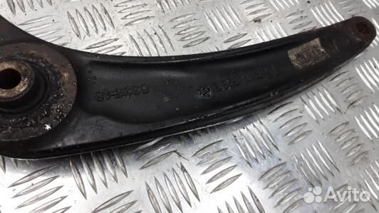 Рычаг передний нижний левый peugeot 308 1 (OBE21O5