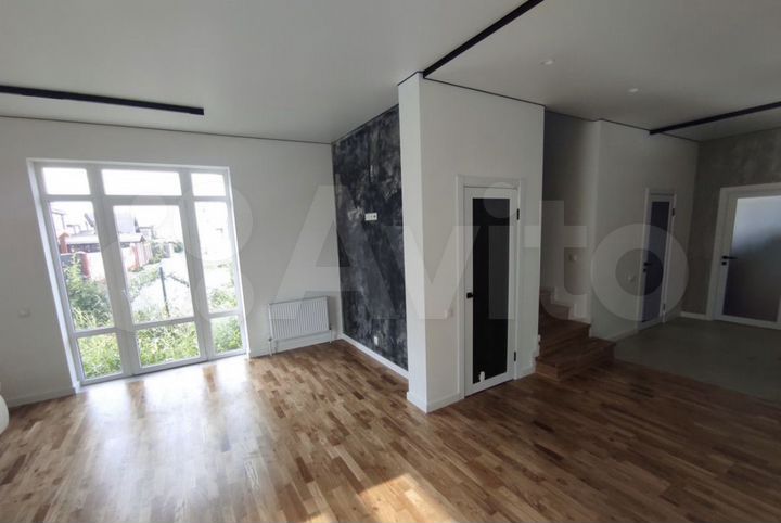 Дом 145 м² на участке 9 сот.