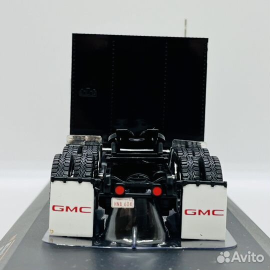 GMC General Tracktor Truck 1980 IXO 1:43