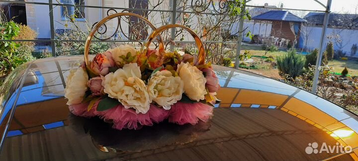 Украшение на свадебную машину