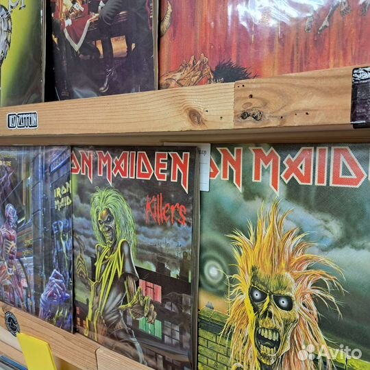 Продажа и покупка пластинок, кассет, CD, техники