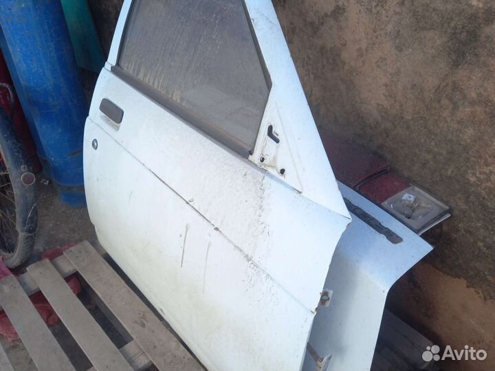 Двери на LADA2110