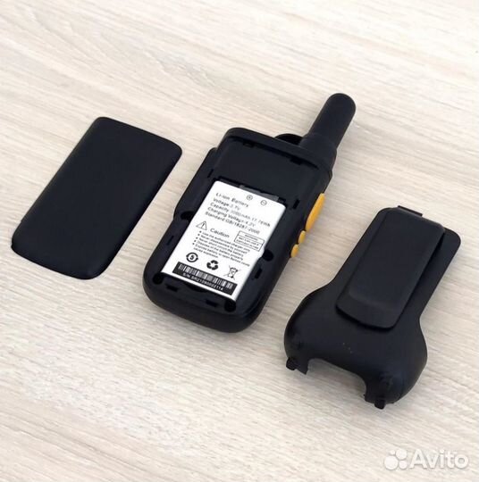 Рация с гарнитурой для ресторанов и кафе