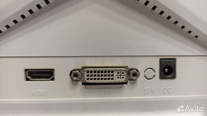 Сломанный монитор для компьютера