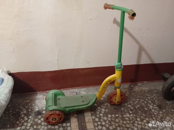 Самокат детский трехколесный