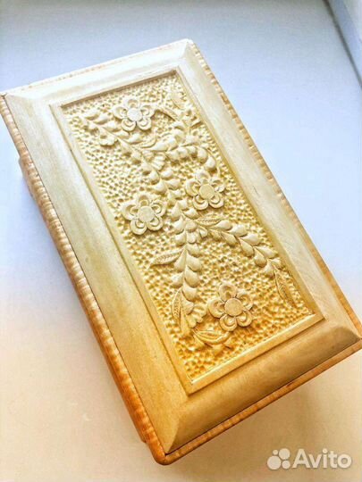 Шкатулка деревянная ручной работы