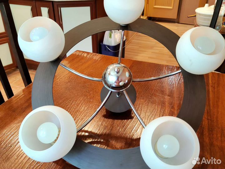 Люстра потолочная