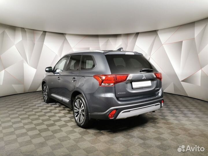 Mitsubishi Outlander 2.0 CVT, 2019, 135 837 км