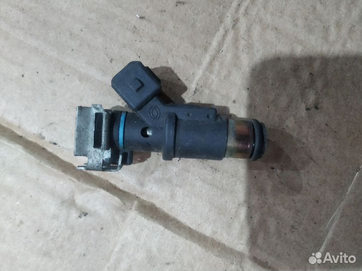 Топливная форсунка Peugeot 1.4 01F002A KFW