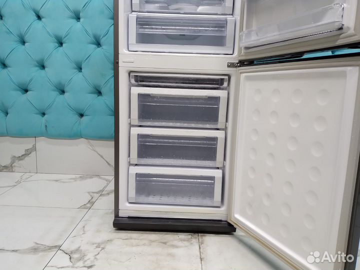 Холодильник samsung