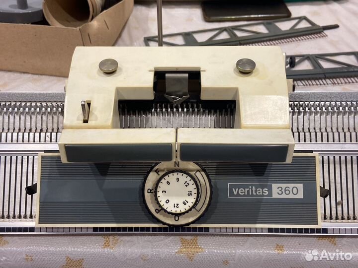 Вязальная машина Veritas 360 полный комплект