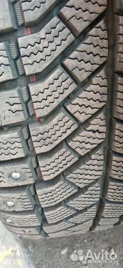Viatti Brina Nordico V-522 195/60 R15 88T