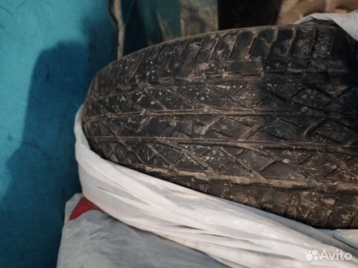 Bridgestone Dueler H/P Sport AS 225/65 R17