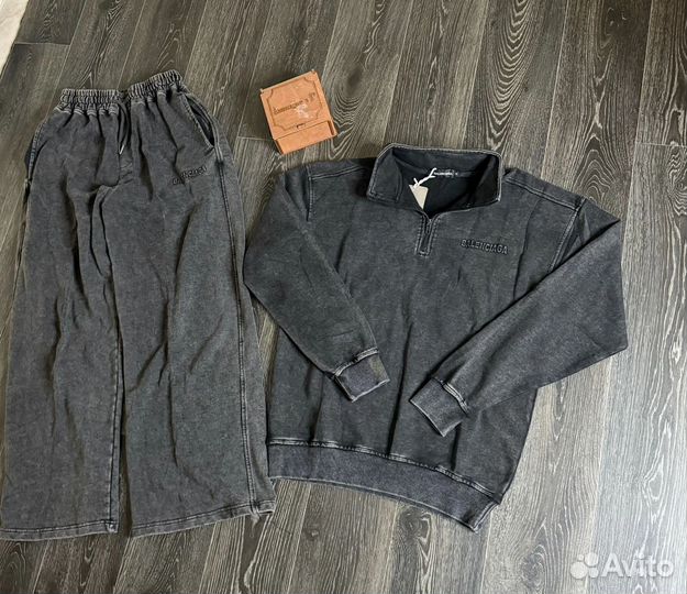 Костюм Balenciaga 46-56