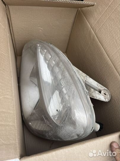 Продам фары передние на газель